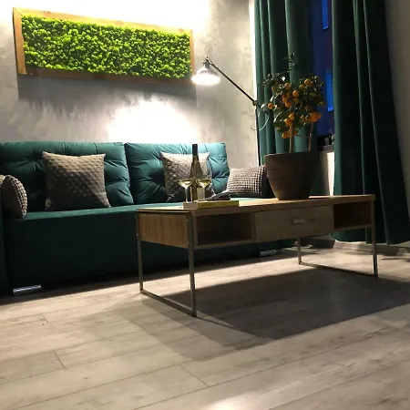 Joanny Bator Apartament