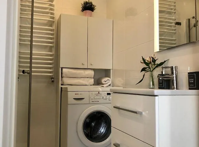 Joanny Bator Apartment